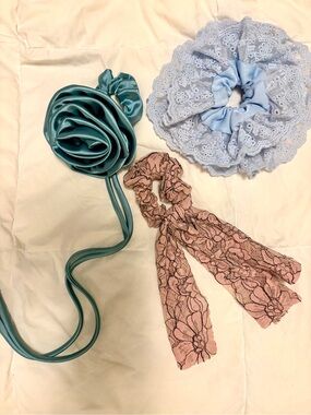 🩵 Free People Lace & Satin Hair Scrunchie Set - Light Blue, Teal, Blush 🎀